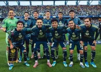 Avión del América aterriza de emergencia en Miami, Florida