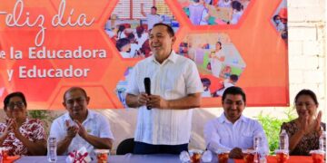 🎓🍎En el día de la Educadora, Nivardo Mena reconoce impacto de las Educadoras en la infancia