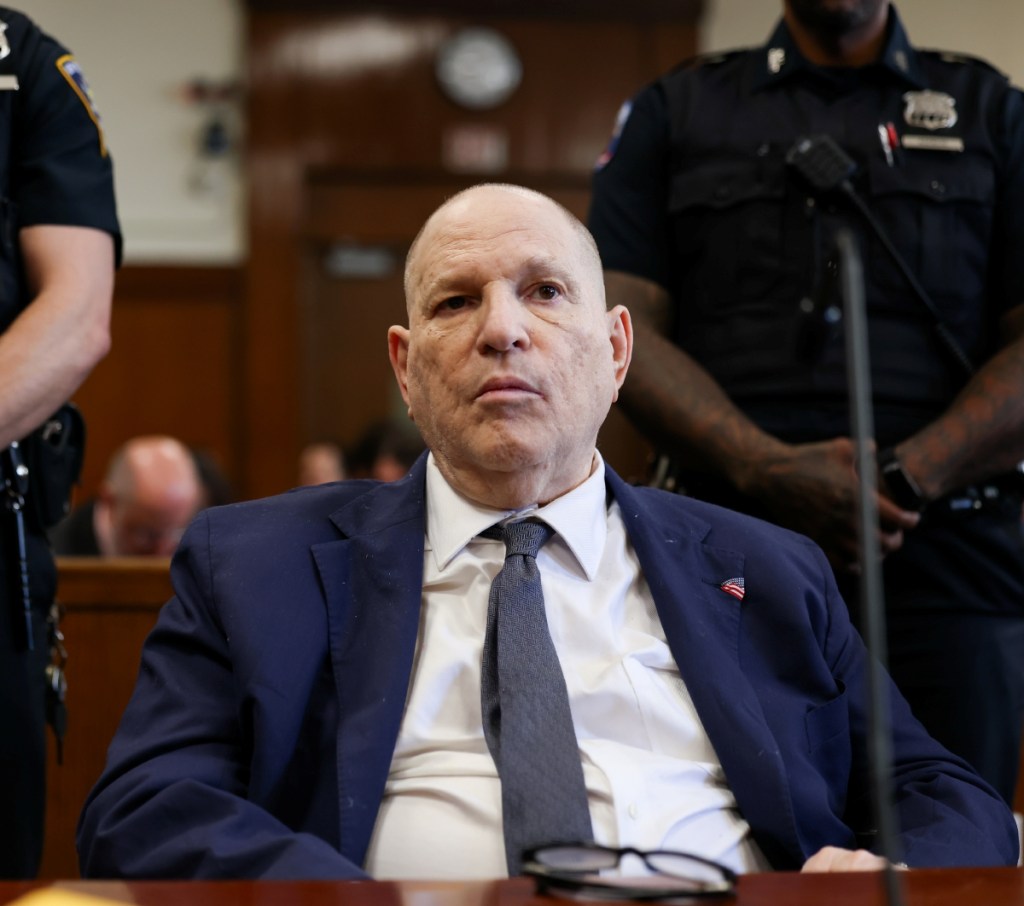 Harvey Weinstein comparece ante el tribunal penal de Manhattan