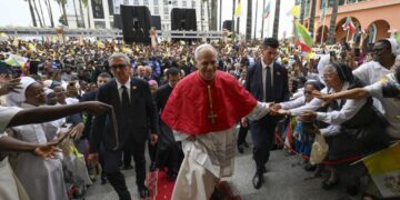 “La verdad no se fabrica, ni manipula”, asegura León XIV en Universidad de Guinea Ecuatorial