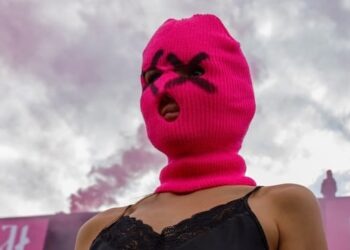 Nadya Tolokonnikova, cofundadora de Pussy Riot, en lista federal de “personas más buscadas” de Rusia