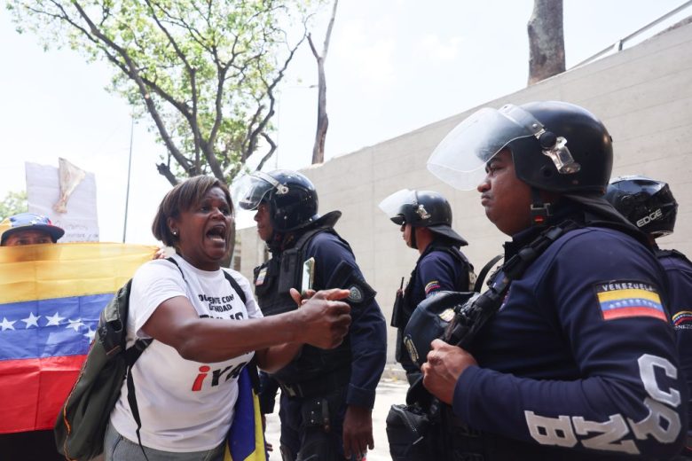 Piden mejora salarial en Venezuela