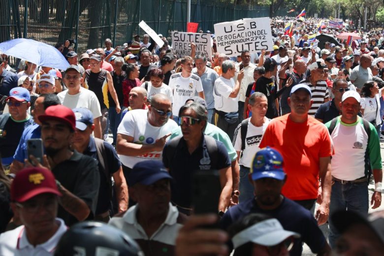 Piden mejora salarial en Venezuela