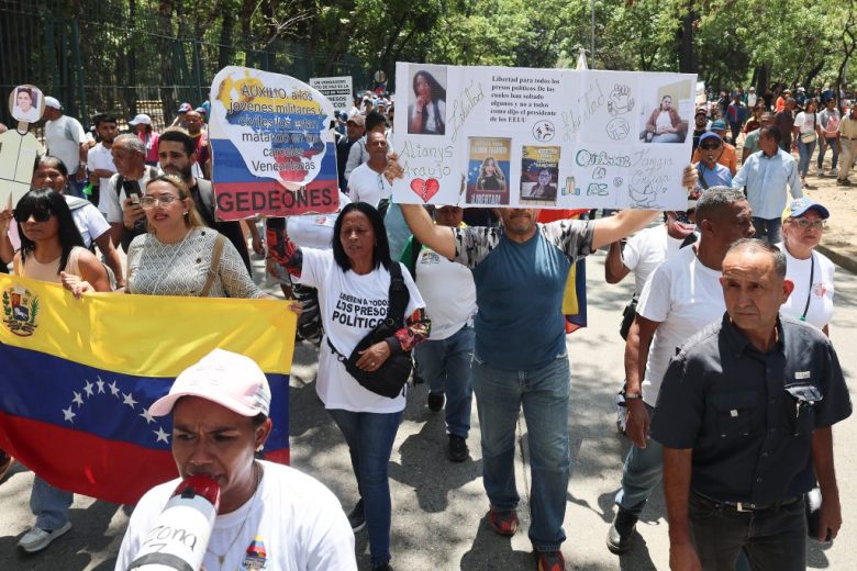 Piden mejora salarial en Venezuela