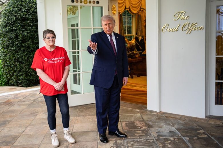 Entrega pedido de McDonald's en la Casa Blanca