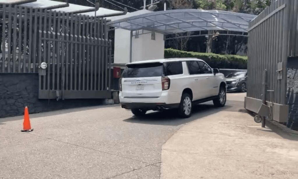 Se reúne Maru Campos, gobernadora de Chihuahua, con García Harfuch por operativo donde murieron 2 agentes de la CIA