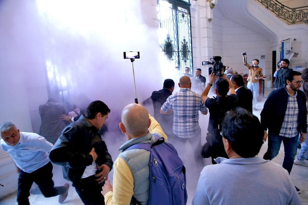 Protestas en la sede del Congreso de Ciudad de México
