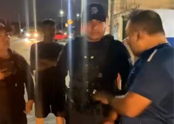 🚧 😷 Bloqueo por aguas negras colapsa Cancún