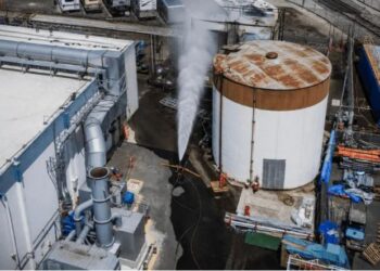 🚨 Emergencia química en California pone en alerta a EE.UU.