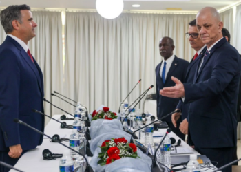 Cuba y Estados Unidos abren nuevo diálogo tras visita del director de la CIA
