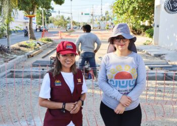 "Adiós a los encharcamientos: Avanza mejora de vialidad en la avenida Aarón Merino -OPB"