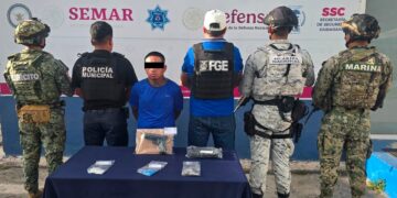 Cae un hombre por presunto narcomenudeo en Benito Juárez tras operativo policiaco