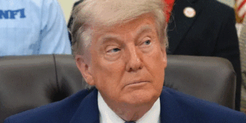 🚨 Bloquean fondo de Trump para víctimas de politización