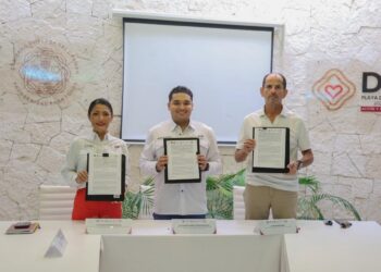 "Eduardo Asencio impulsa alianza con Ultramar para fortalecer la inclusión en Playa del Carmen"