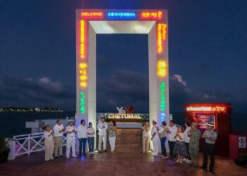 Mágica noche se vivió en la inauguración del Portal Marítimo de Chetumal
