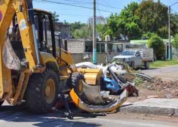 "Operativo municipal para eliminar basurero clandestino en Othón P. Blanco"