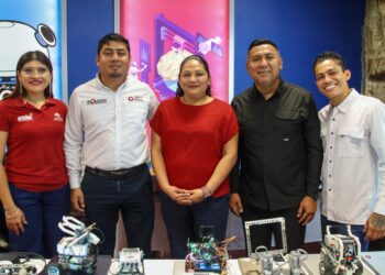 "Torneo Municipal de Robótica en playa del carmen"
