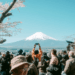 Caos turístico en el Monte Fuji: residentes se enfrentan a multitudes