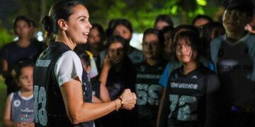 💡 nueva iluminación en el campo de tocho bandera “Corsarios”