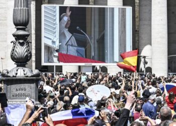 El papa León XIV denuncia la frecuente violación de la libertad de prensa en el mundo