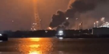 Fuego en la refinería de Dos Bocas: Pemex explica qué sucedió