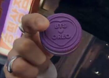 🍪💜VIDEO// Galletas de BTS llegan a México con sabor coreano