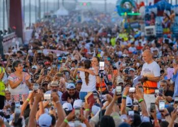 Hoy Quintana Roo concreta un hecho sin precedentes el Puente Nichupté transforma la movilidad en Cancún con alcance histórico y justicia social