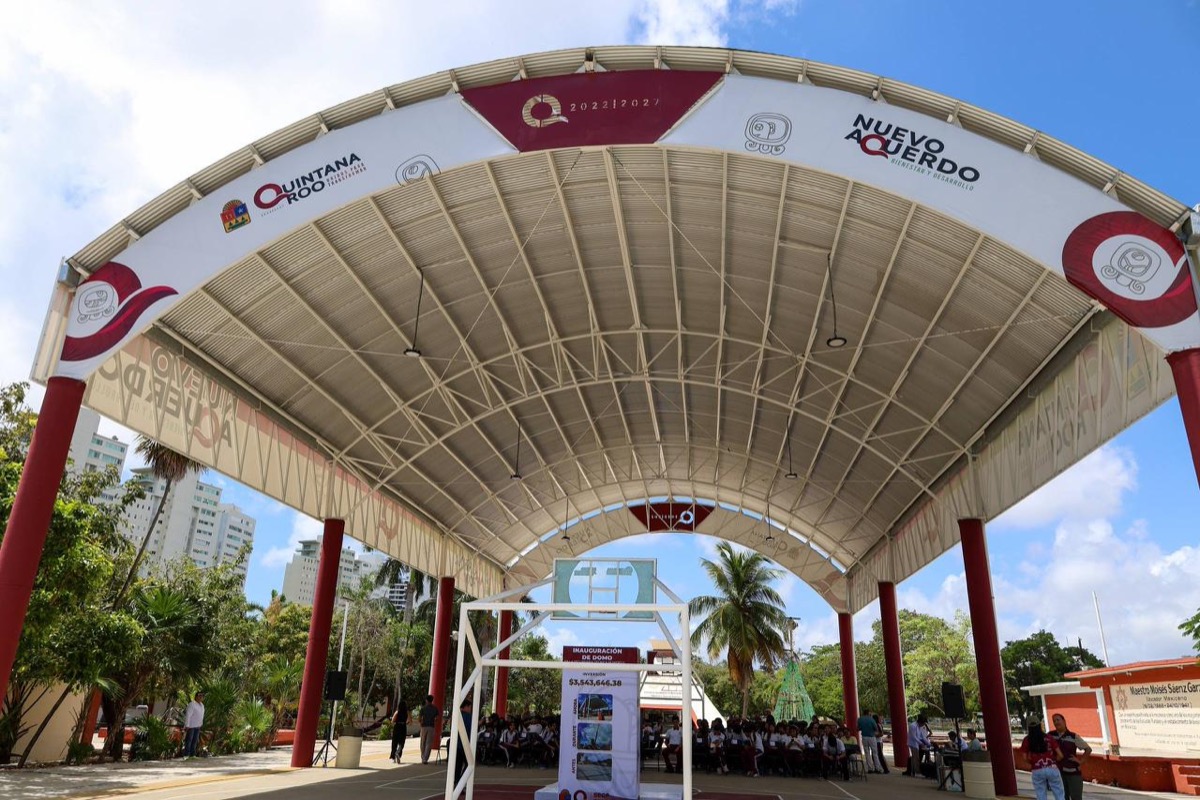 Inauguran domo en la Secundaria Técnica 11 de Cancún