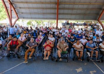 Inician Mara Lezama y Alfredo Cordero entrega anual de apoyos funcionales para más de 2 mil personas en Quintana Roo