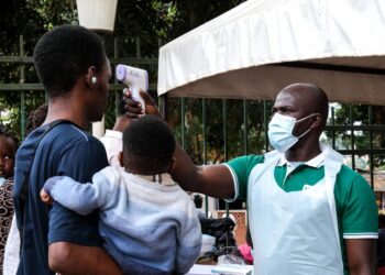 La OMS busca acelerar desarrollo de vacuna contra brote actual de ébola