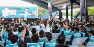 Mara Lezama inaugura en Cancún el Festival Académico Nacional de los CECyTE 2026