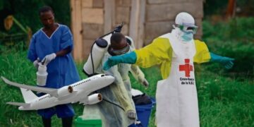 México emite alerta preventiva para viajeros por brote de ébola en África