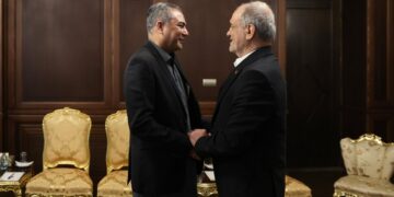 Pakistán recibe nueva propuesta iraní para negociaciones con EE.UU., según medios