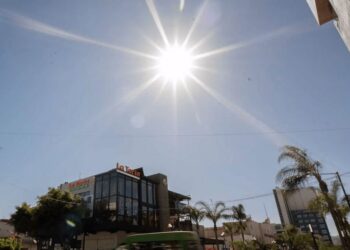 Quintana Roo confirma primera muerte por golpe de calor; autoridades emiten recomendaciones