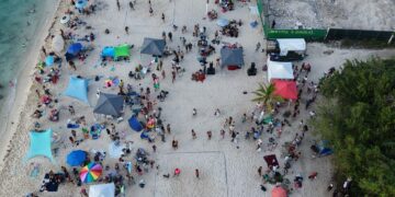 Temen entrega de playa en Cozumel a Royal Caribbean