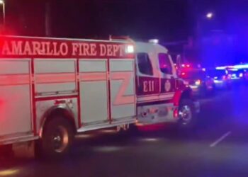 Tiroteo en Texas deja dos adolescentes muertos y otras 10 personas heridas