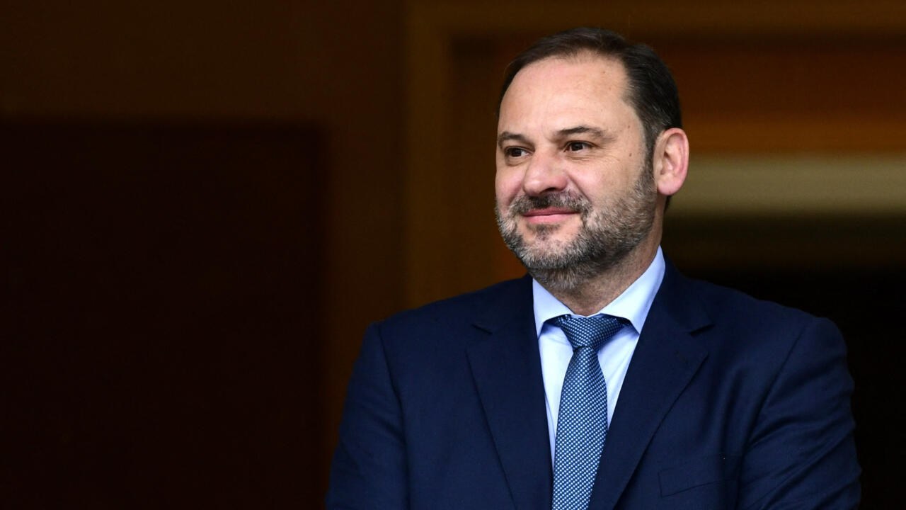 Condenan a exministro español a 24 años de prisión