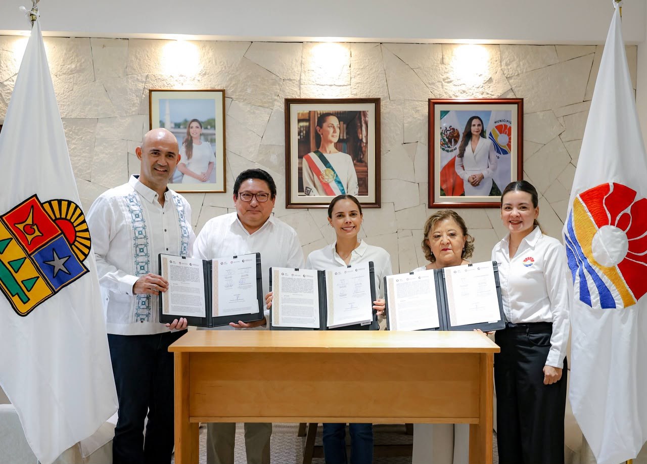 Benito Juárez firma convenio para fortalecer transparencia
