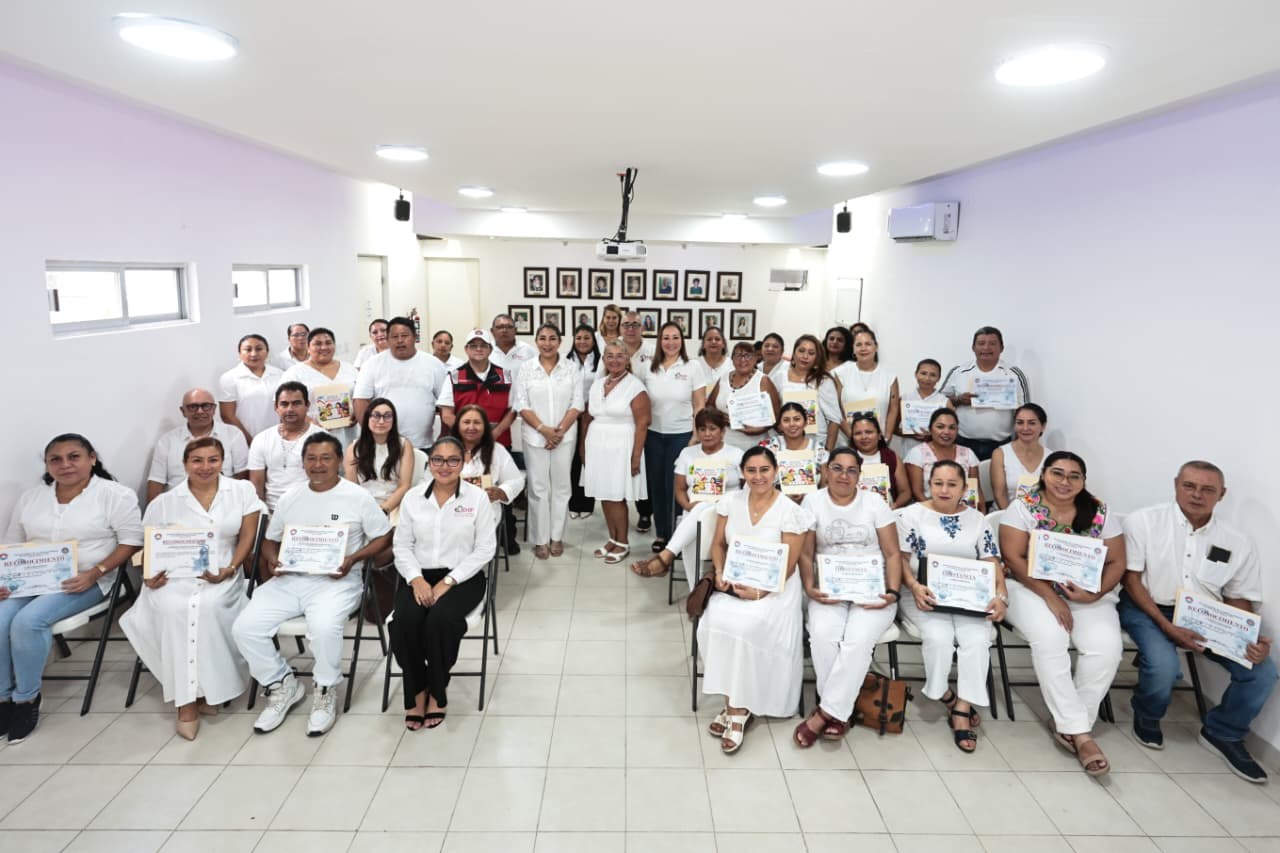 Capacitan a docentes en primeros auxilios en Benito Juárez