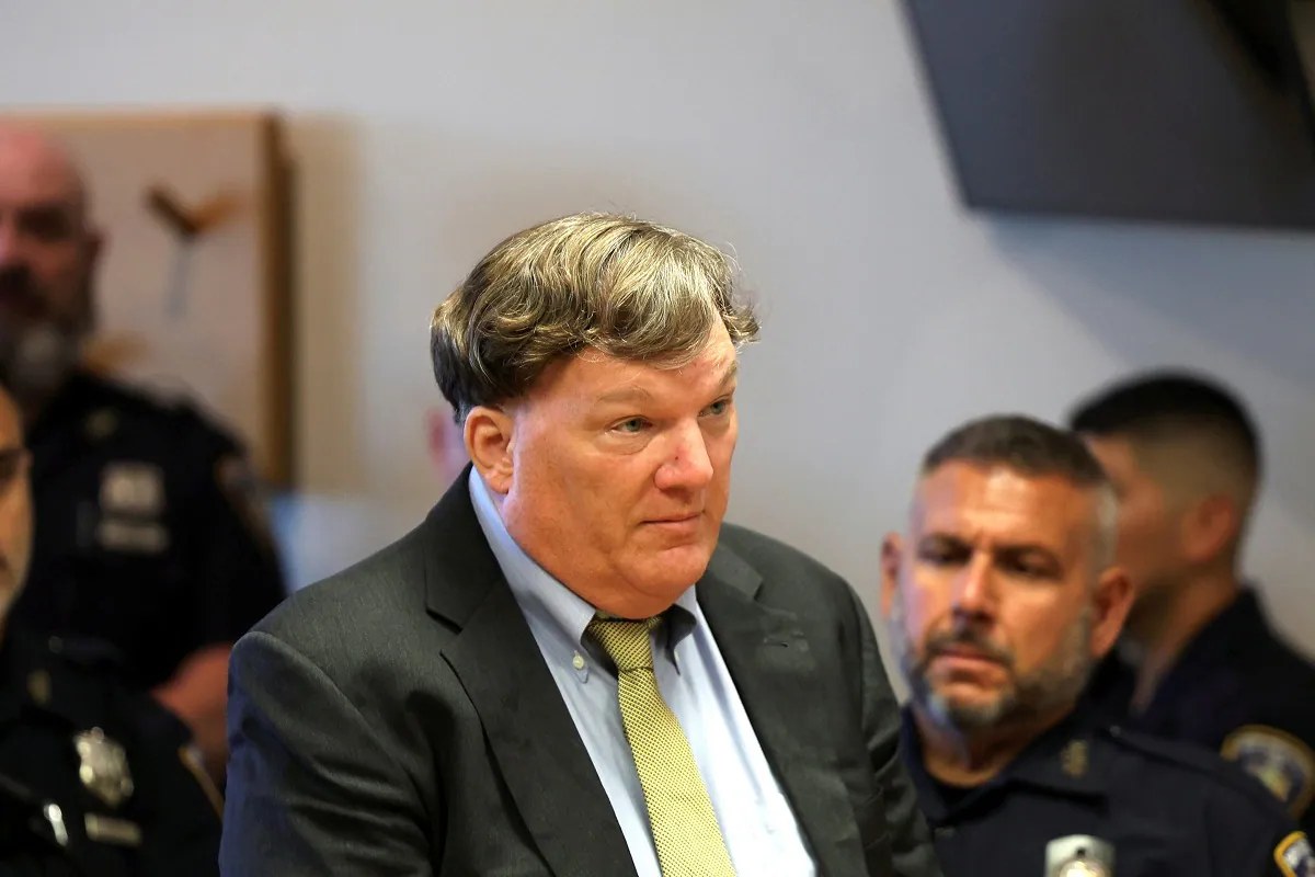 Condenan a tres cadenas perpetuas a asesino de Gilgo Beach