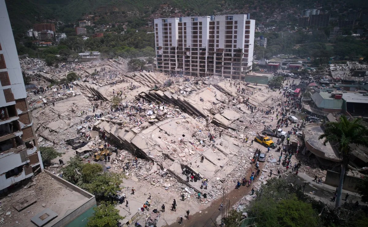 Terremotos en Venezuela dejan casi mil muertos y miles desaparecidos