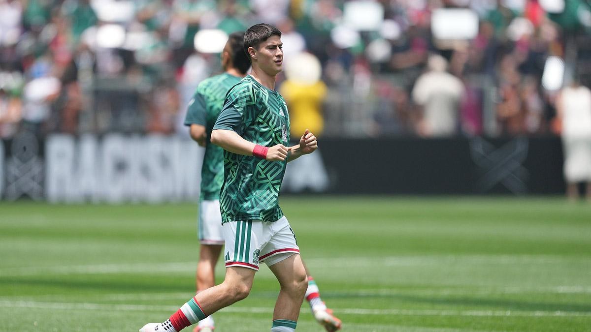 Emotivo momento de 'La Hormiga' González en Mundial