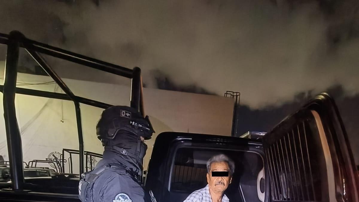 Detienen a adulto mayor por tocamientos en Monterrey
