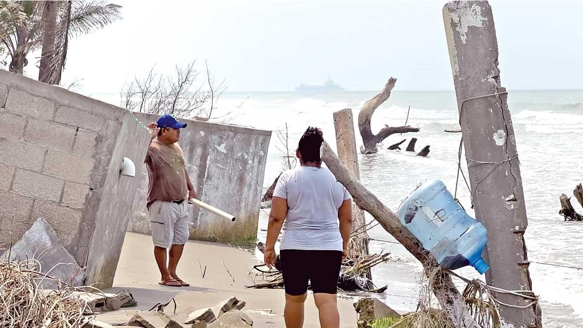 Cambio climático desplaza a pescadores en El Bosque, Tabasco