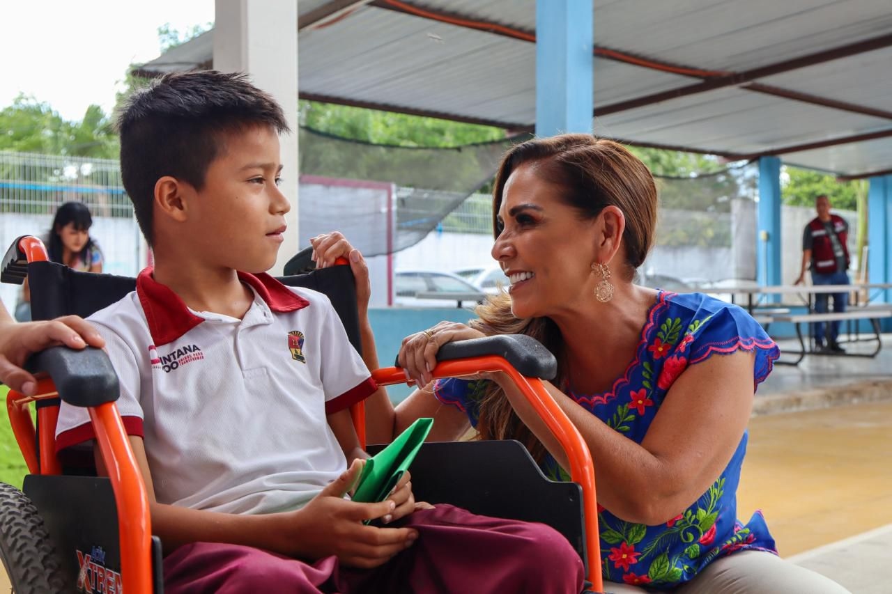 Inauguran domo en primaria Benito Juárez de Ucum