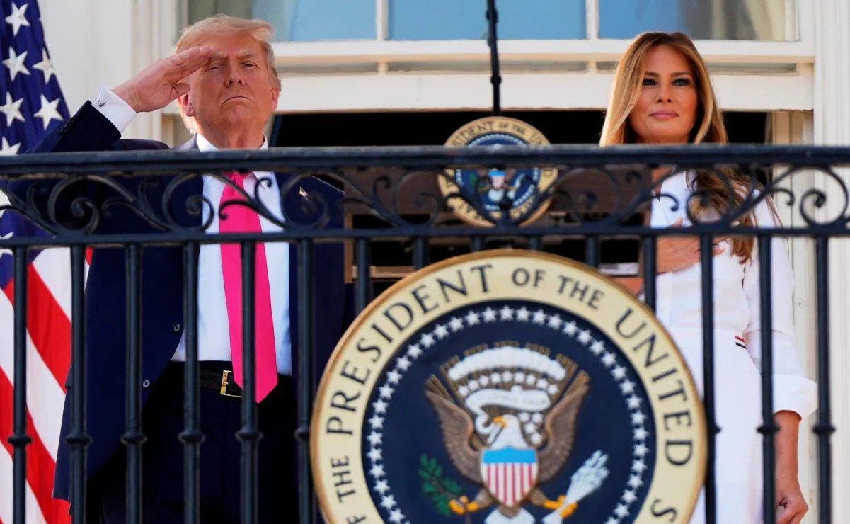 Trump politiza festejos por independencia de EU