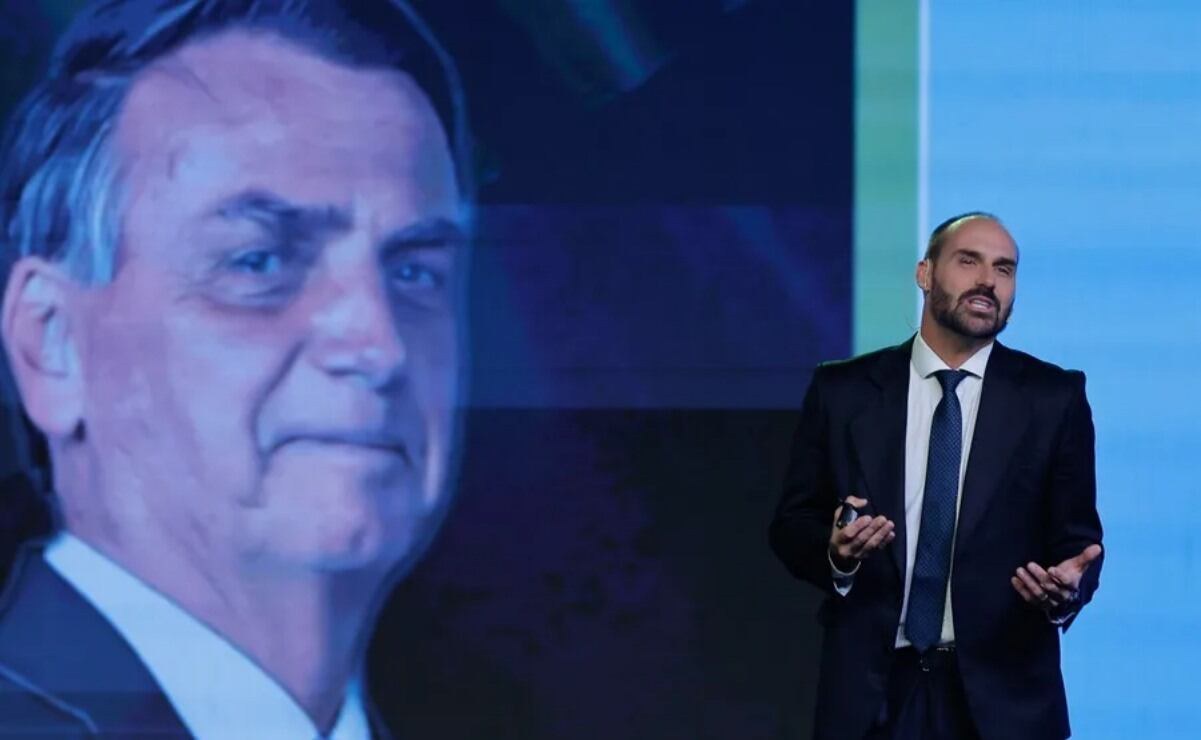 Fiscalía de Brasil pide condena a Eduardo Bolsonaro