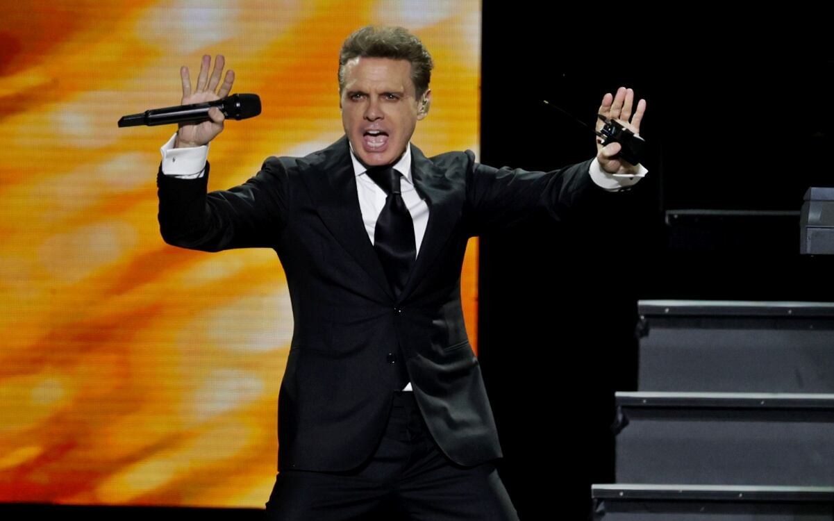 Luis Miguel hospitalizado tras cirugía cardíaca en EU