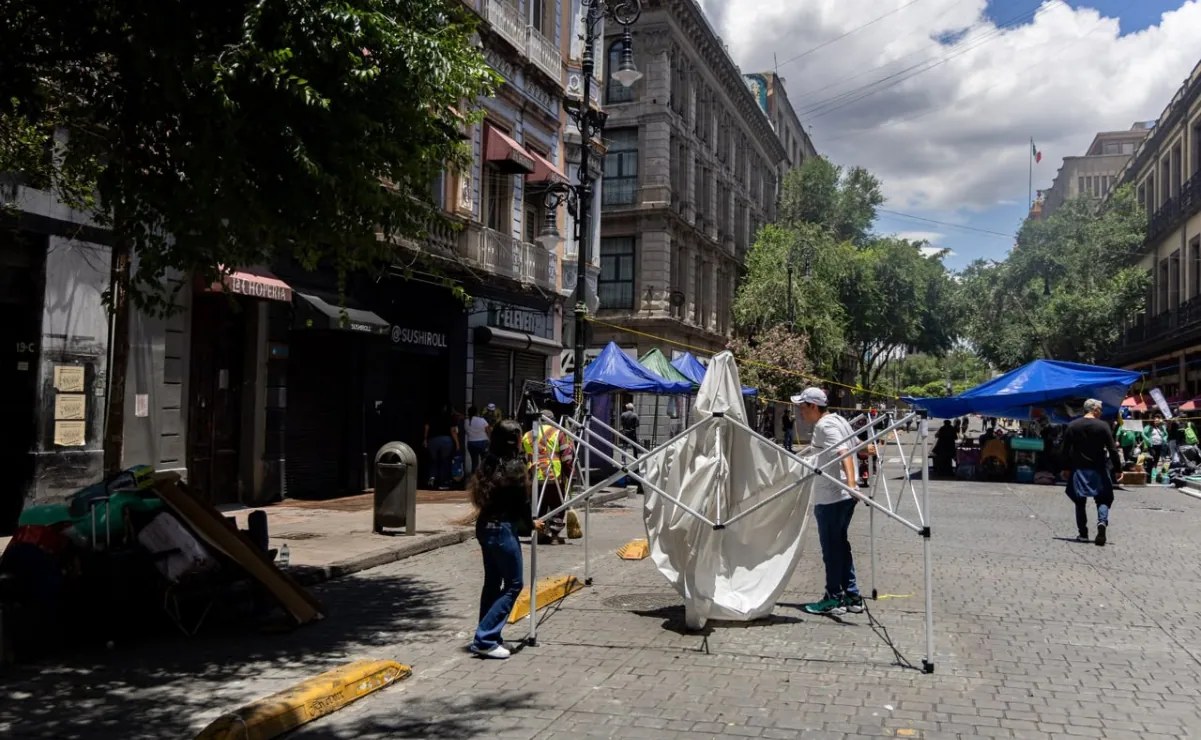 Retiran plantón de CNTE en Centro Histórico CDMX