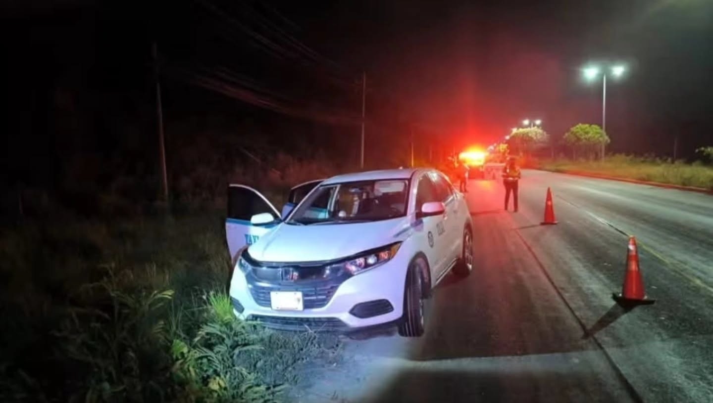 Asesinan a taxista en carretera Cancún-Puerto Morelos